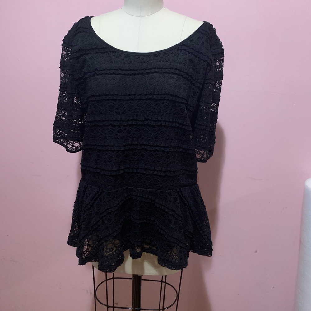 Black lace peplum top